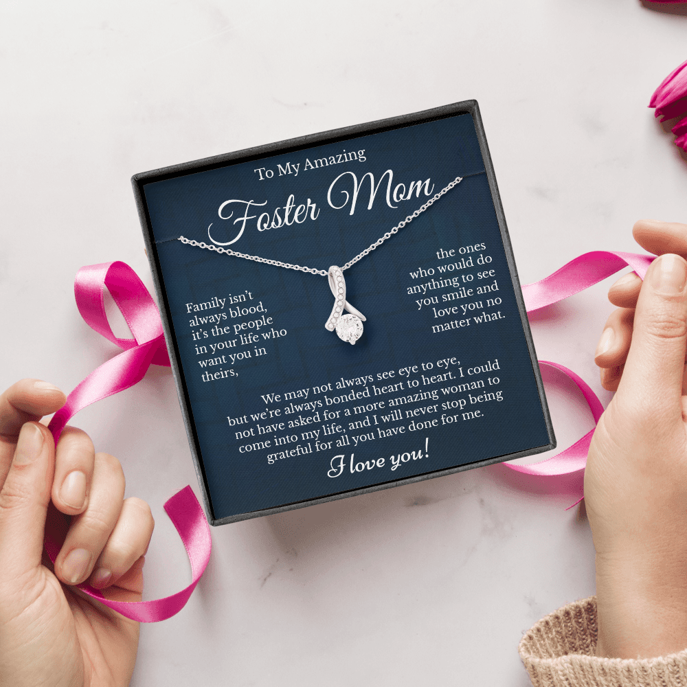 Foster Mom Message Card Necklace Jewelry Gift from Son / Daughter, Unbiological Mother Thoughtful Pendant Present Idea for Bonus Mommy 212a